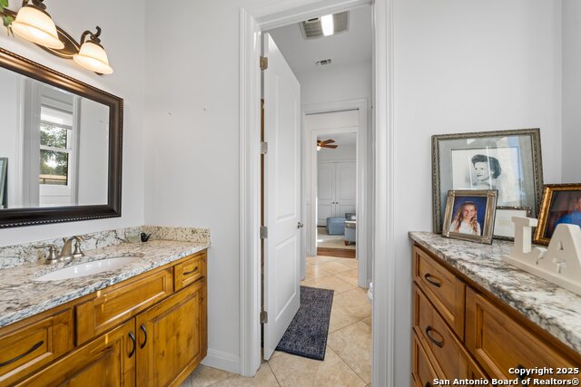 Image 20 of 42 For 1554 Vintage Oaks Dr