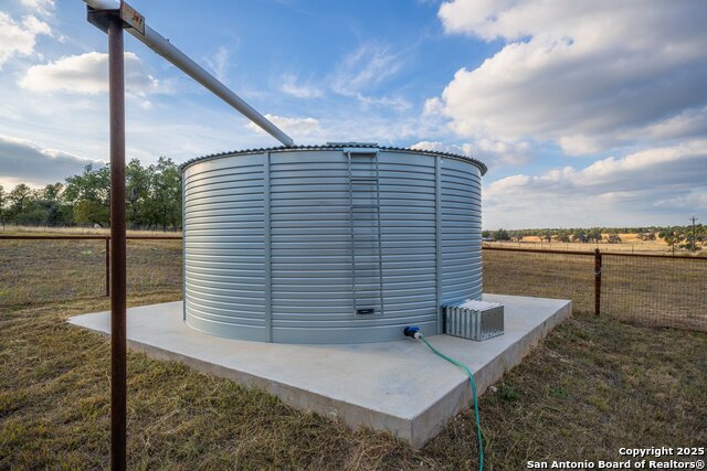 Image 33 of 42 For 1554 Vintage Oaks Dr