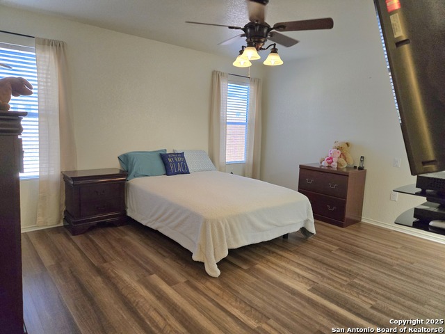 Listing photo id 6 for 5903 Iris Isle