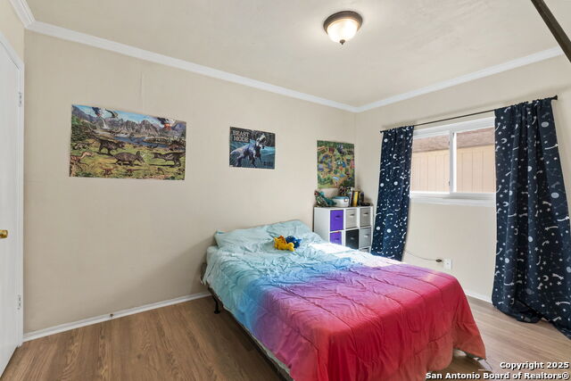Listing photo id 27 for 6862 Flaming Ridge