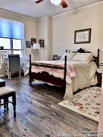 Listing photo id 12 for 1 Towers Park Ln  1604