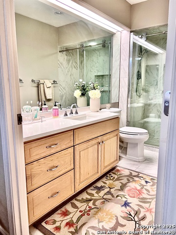 Listing photo id 14 for 1 Towers Park Ln  1604