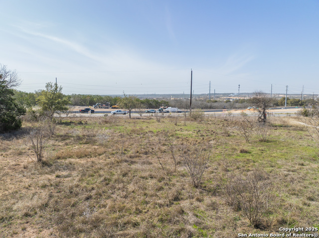 Listing photo id 14 for 8454 Sh 211