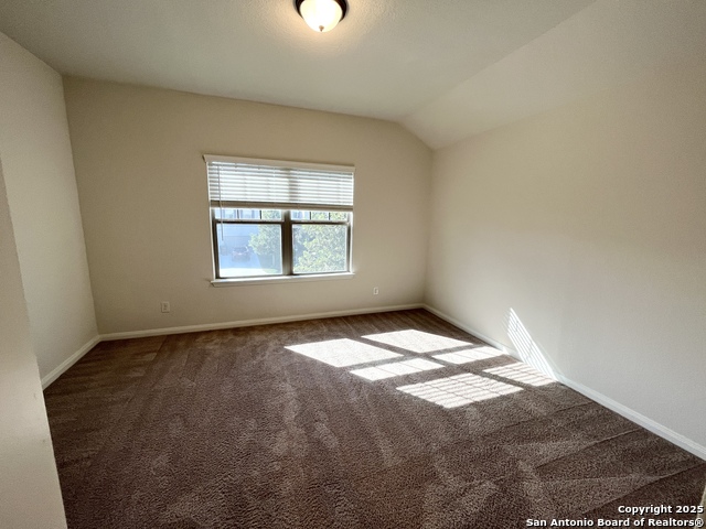 Listing photo id 22 for 10319 Lynwood Branch