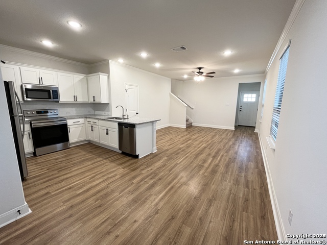 Listing photo id 25 for 10319 Lynwood Branch