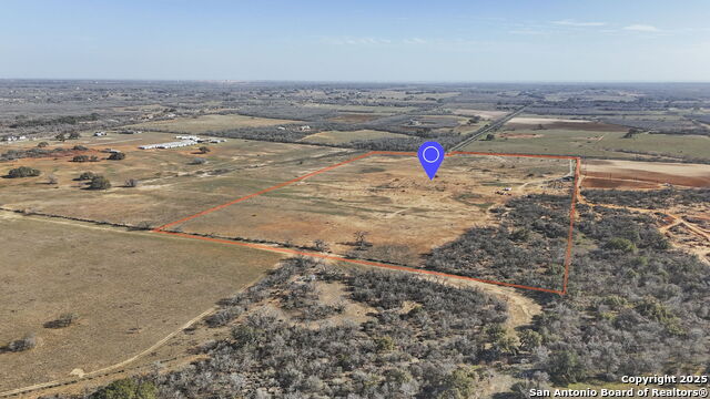 Listing photo id 17 for 0 Payne W