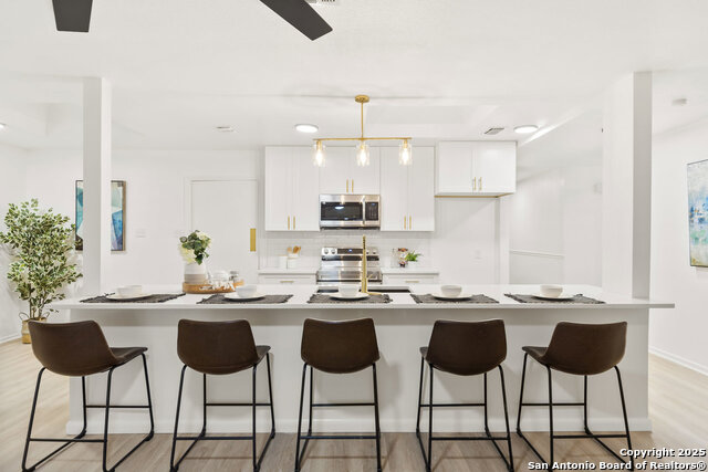 Listing photo id 8 for 3218 Albin
