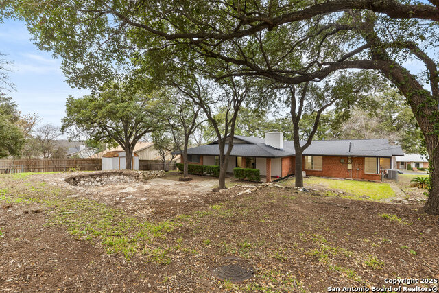 Listing photo id 17 for 3218 Albin