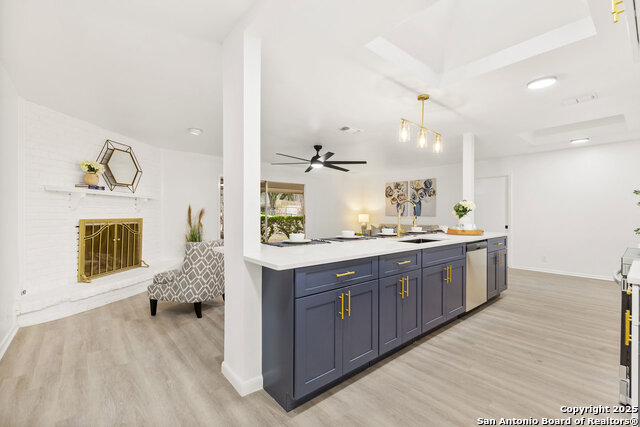 Listing photo id 6 for 3218 Albin