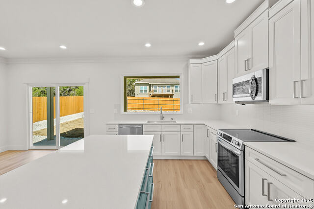 Image 4 of 15 For 1419 Live Oak