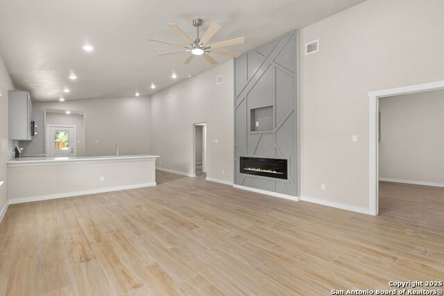 Image 3 of 23 For 15227 Rosa Trl