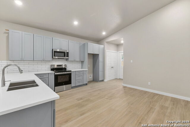 Image 7 of 23 For 15227 Rosa Trl