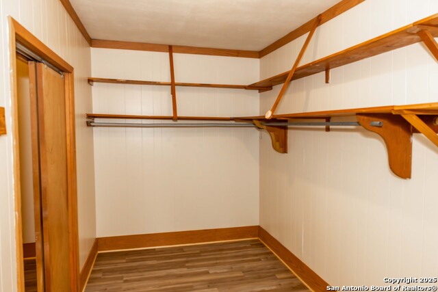 Listing photo id 8 for 204 Orth St.