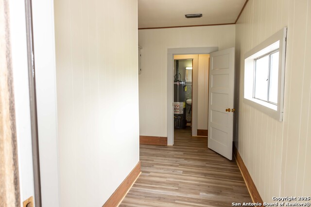 Listing photo id 7 for 204 Orth St.