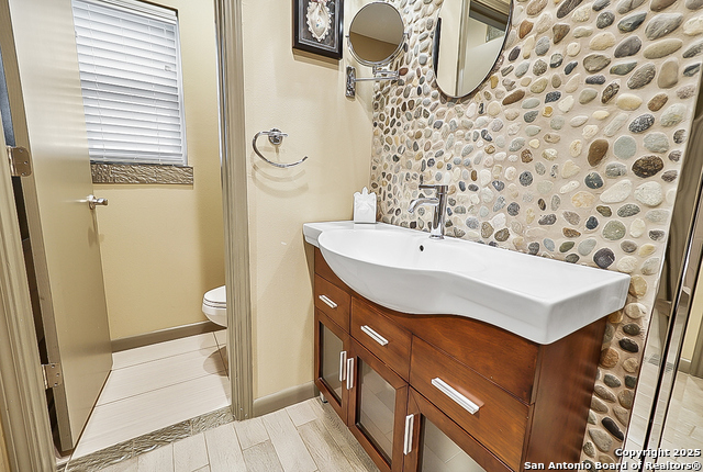 Image 19 of 24 For 102 Ruelle  208d
