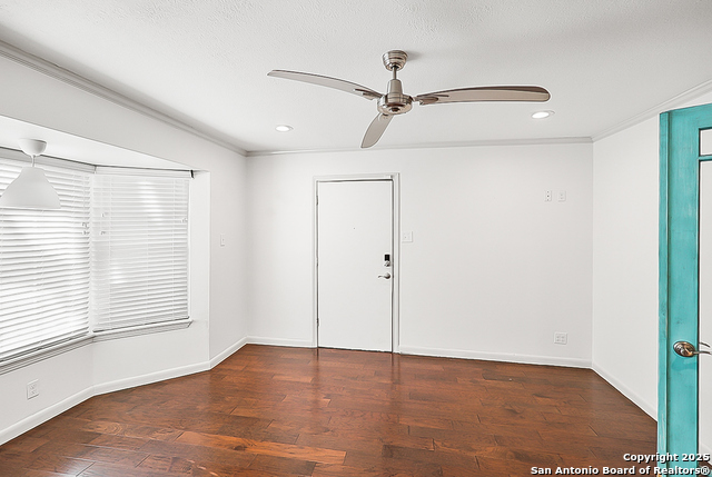 Image 3 of 24 For 102 Ruelle  208d