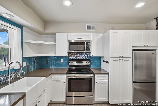 Image 9 of 24 For 102 Ruelle  208d