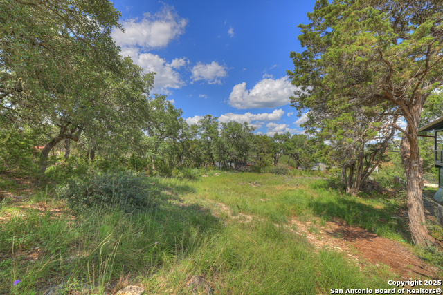 Image 16 of 34 For 164 Circle  