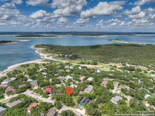 Image 27 of 34 For 164 Circle  