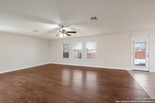 Image 14 of 31 For 243 Creekview