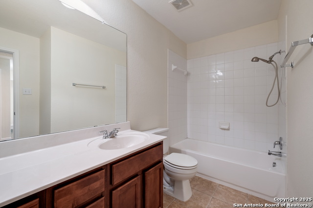 Image 25 of 31 For 243 Creekview