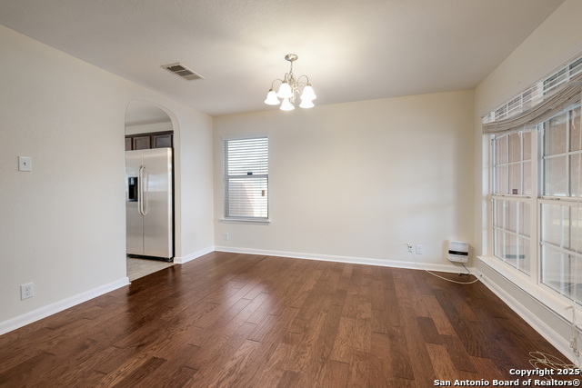 Image 6 of 31 For 243 Creekview