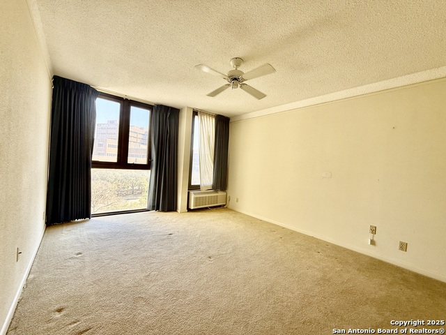 Image 10 of 13 For 7701 Wurzbach Rd  601