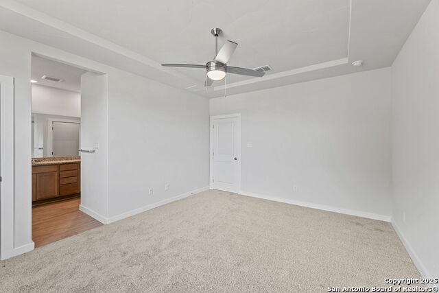 Listing photo id 13 for 13215 Edith Gardens