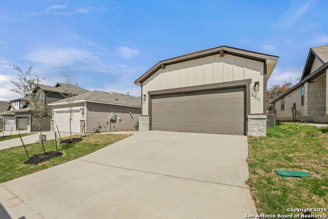 Listing photo id 1 for 13215 Edith Gardens