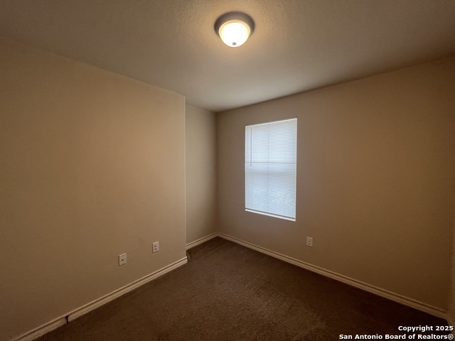 Image 20 of 27 For 6002 Jax Way  103