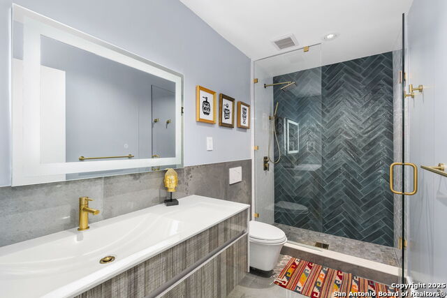 Image 25 of 50 For 16 Trophy Ridge