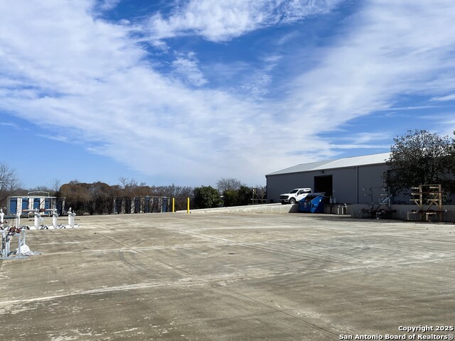Listing photo id 10 for 210 Cherry N