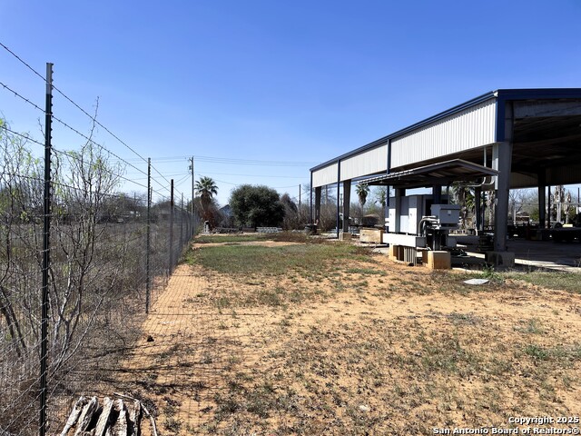 Listing photo id 6 for 210 Cherry N