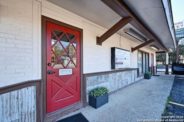 Listing photo id 8 for 1111 Walnut N 100