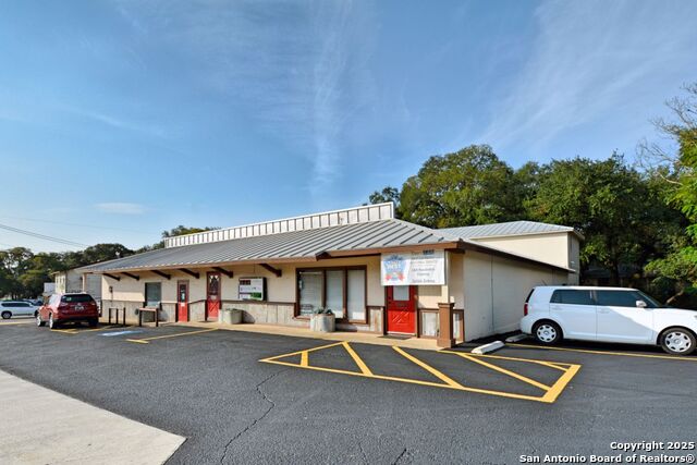 Listing photo id 9 for 1111 Walnut N 100
