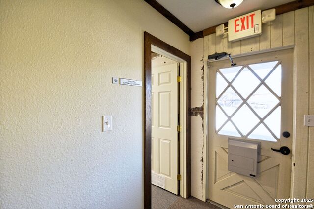 Listing photo id 7 for 1111 Walnut N 100