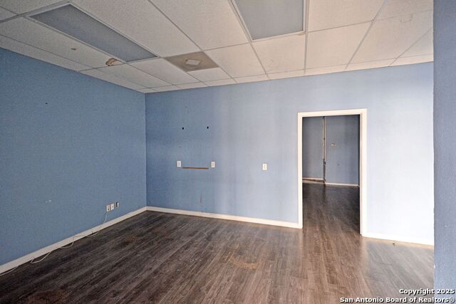 Listing photo id 6 for 105 Seguin S 104