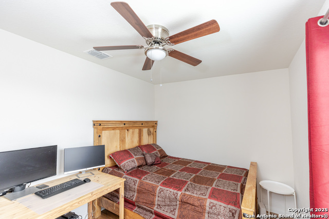 Image 10 of 18 For 12355 Kirshner