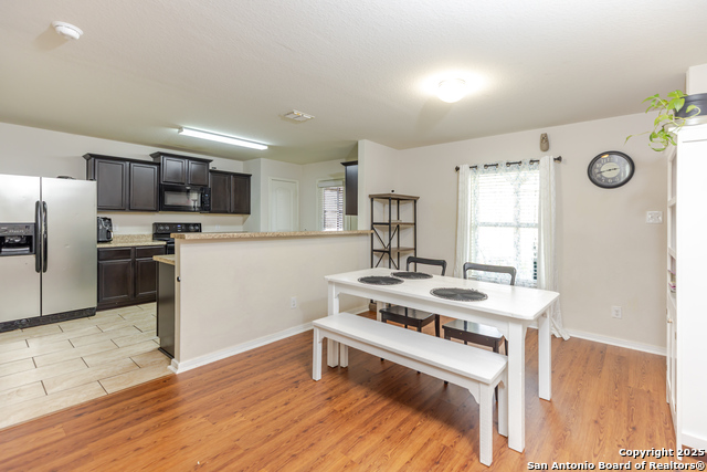 Image 3 of 18 For 12355 Kirshner