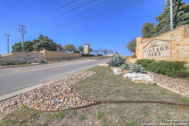 Image 25 of 49 For 1436 Stahlman Way