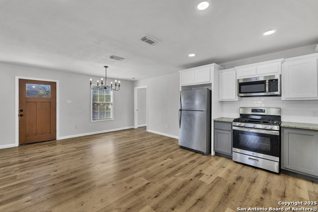 Image 11 of 20 For 516 Tampico  