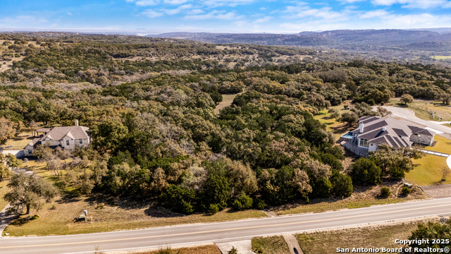 Listing photo id 0 for 2487 Comal Springs