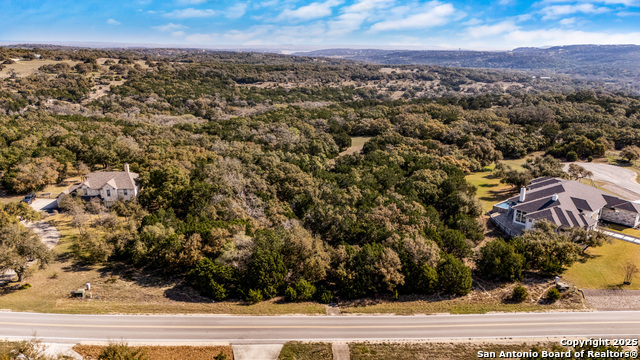 Listing photo id 1 for 2487 Comal Springs