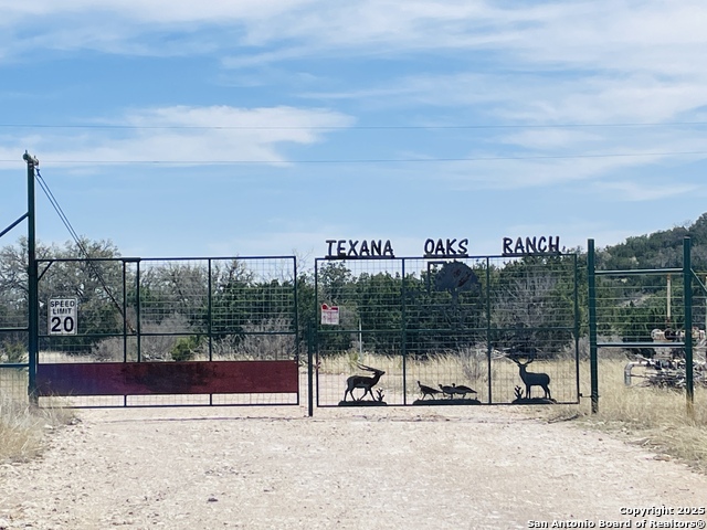 Details for 58 Sd 43010  , Rocksprings, TX 78880