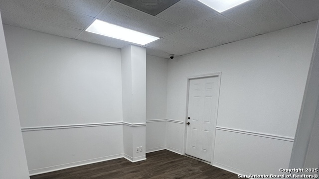 Listing photo id 21 for 1303 Commerce W