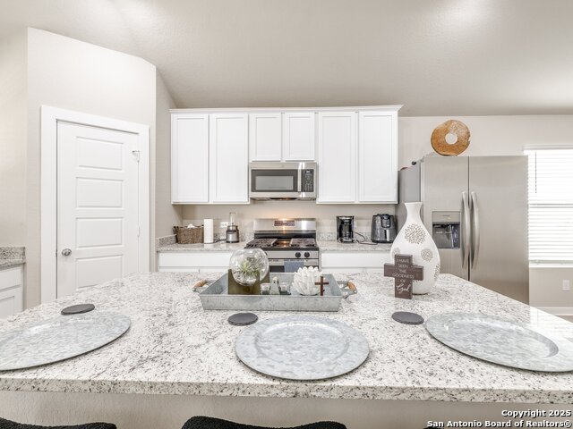 Listing photo id 2 for 13650 Mineral Well