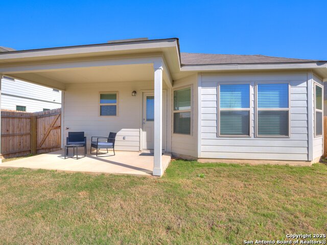 Listing photo id 3 for 13650 Mineral Well