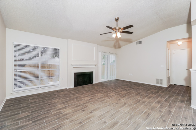 Image 4 of 16 For 6802 Hillside Peak