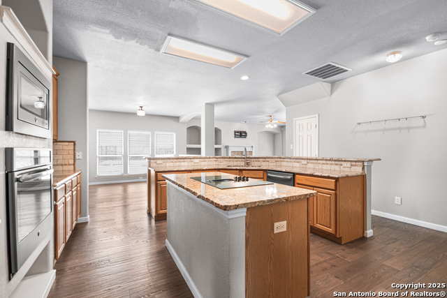 Image 11 of 43 For 29723 Fairway Vista