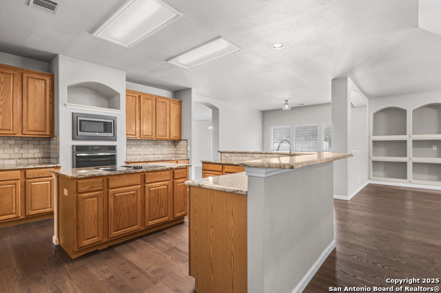 Image 12 of 43 For 29723 Fairway Vista